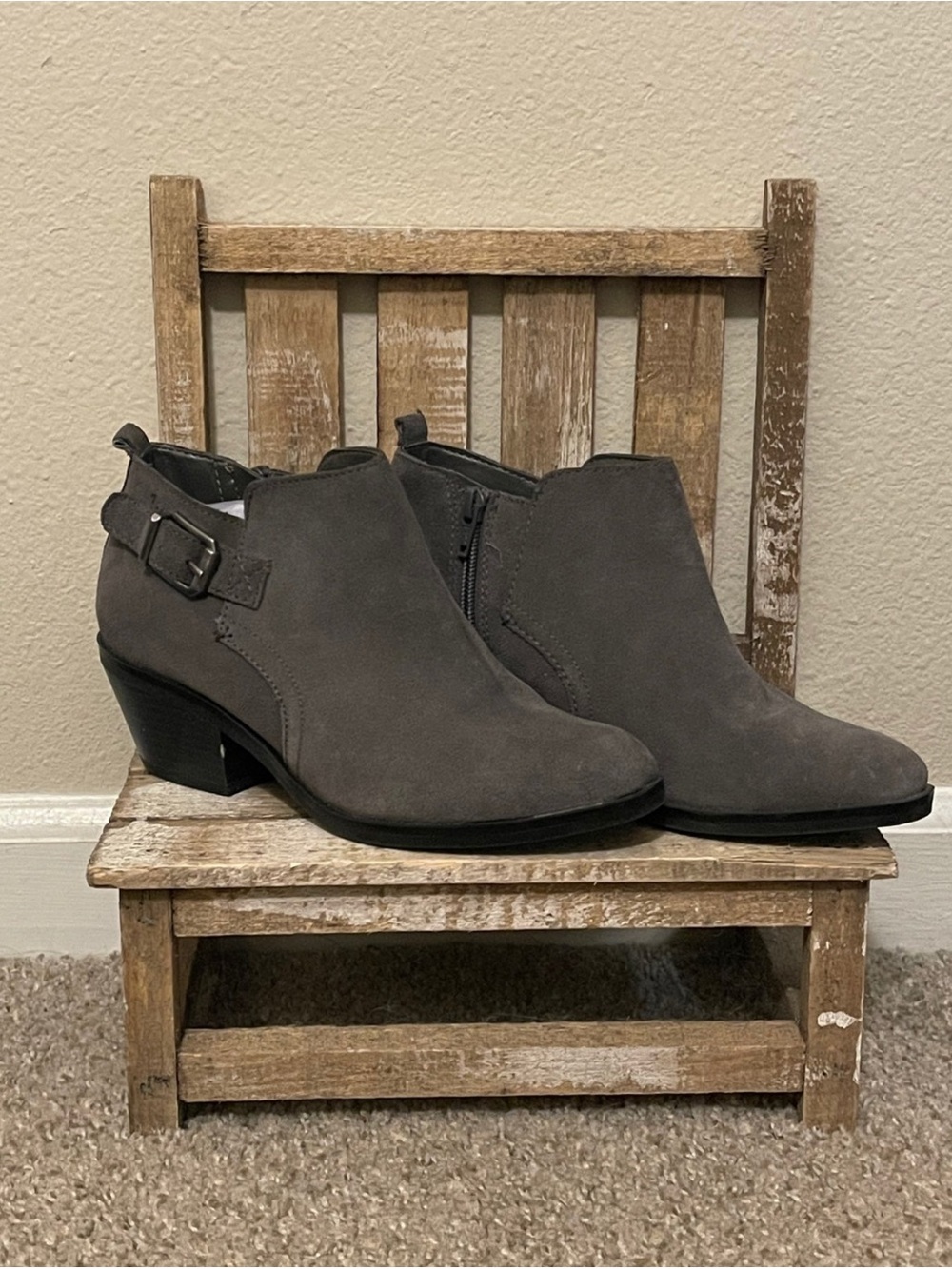 Sonoma Giana Suede Women’s Ankle Boots Booties Women's Size 7